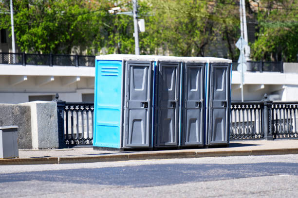 Porta potty delivery and setup in Kutztown University, PA